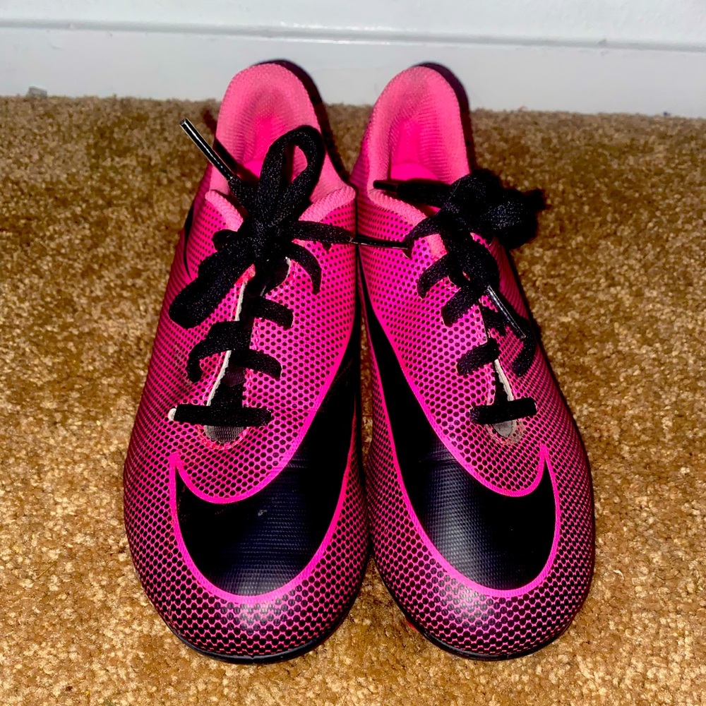 Girls soccer cleats